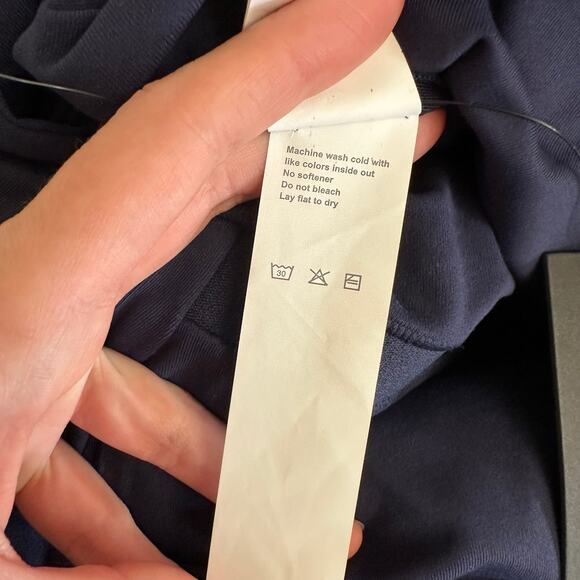 Fabletics Women’s Active Dress L Short Navy Cross Back Built-In Shorts NWT - Picture 10 of 10